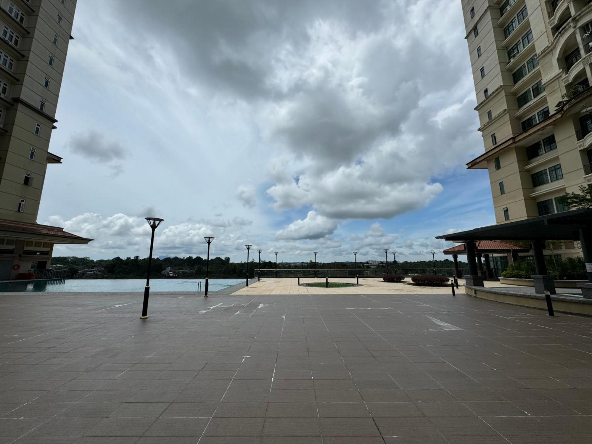 Apartment Ron & Ron - 4 Pax Riverine Diamond Kuching